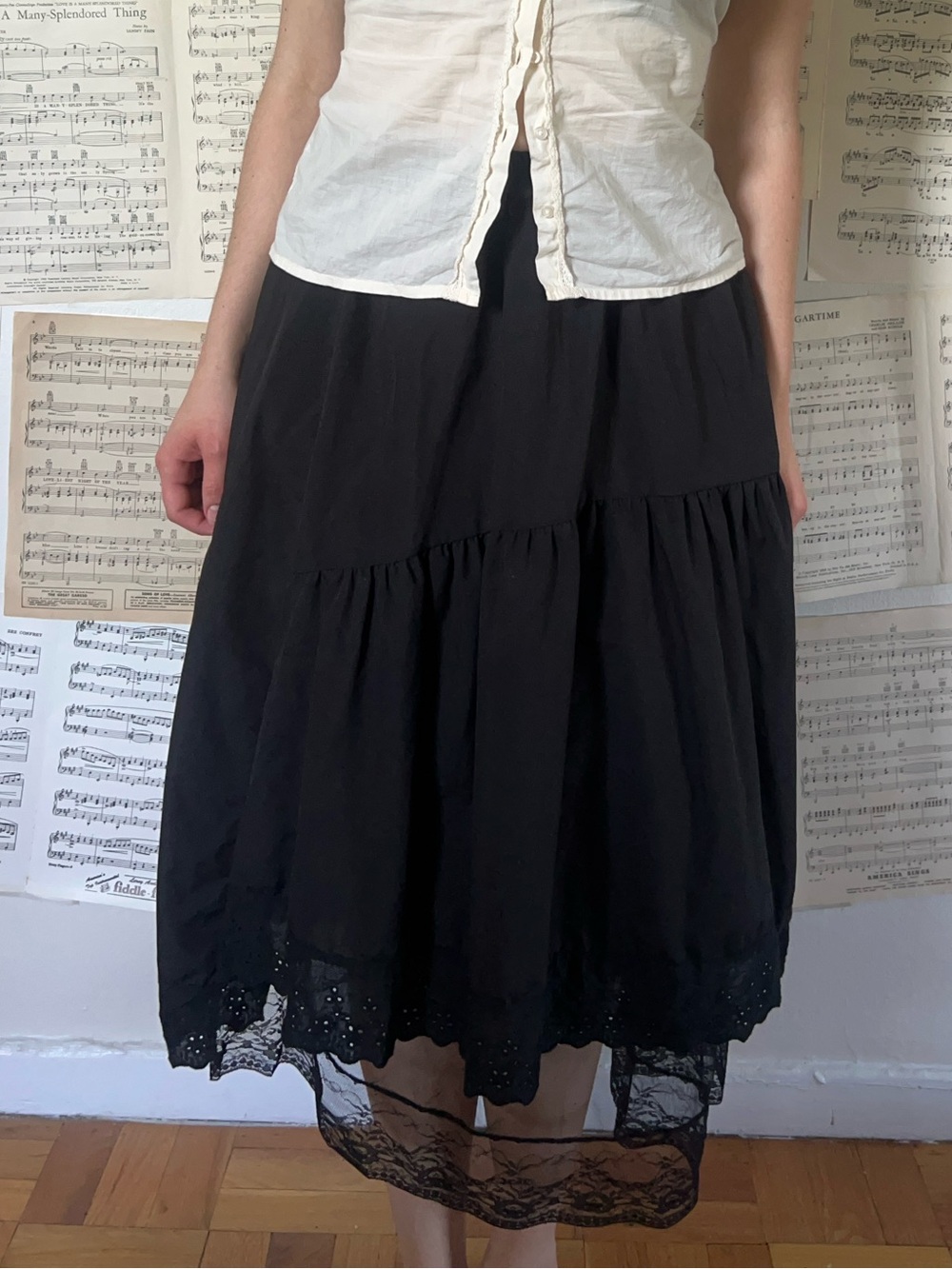 Black Tiered Lace-Hem Midi Skirt